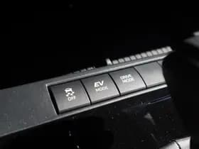 Toyota Corolla thumbnail 39