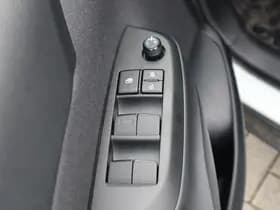 Toyota Yaris Cross thumbnail 23