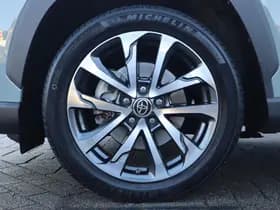 Toyota Corolla thumbnail 17