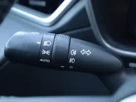 Toyota Corolla thumbnail 29