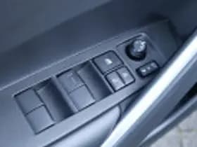 Toyota Corolla thumbnail 58
