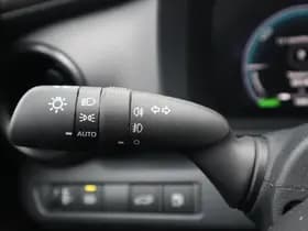 Toyota C hr thumbnail 30