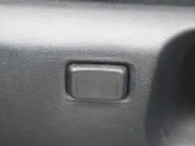 Toyota C hr thumbnail 62
