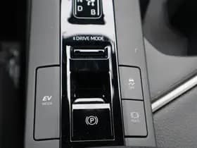 Toyota C hr thumbnail 37
