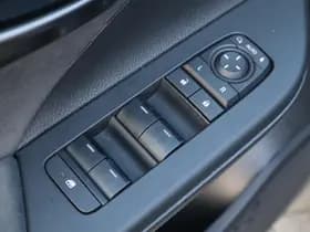 Toyota C hr thumbnail 26