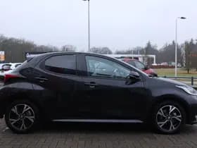Toyota Yaris thumbnail 13