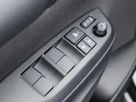 Toyota Yaris thumbnail 24