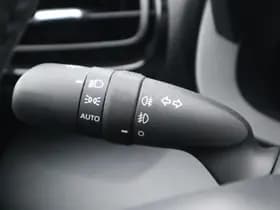 Toyota Yaris thumbnail 32