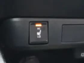 Toyota Yaris thumbnail 77