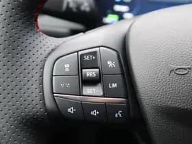 Ford Kuga thumbnail 36