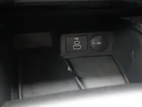 Ford Kuga thumbnail 44