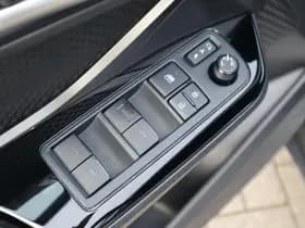 Toyota C hr thumbnail 26