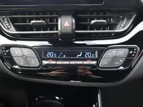 Toyota C hr thumbnail 40