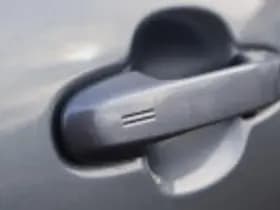 Toyota C hr thumbnail 60