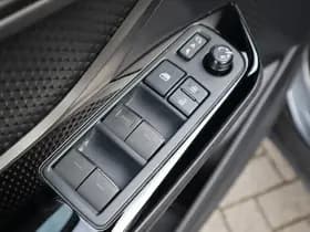 Toyota C hr thumbnail 24
