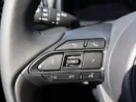 Toyota Yaris Cross thumbnail 71