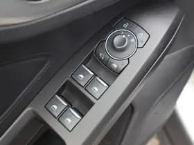 Ford Focus thumbnail 23