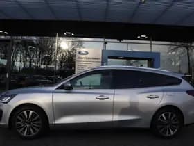 Ford Focus thumbnail 2