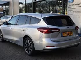 Ford Focus thumbnail 9
