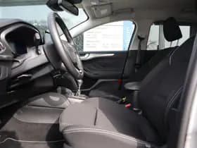 Ford Focus thumbnail 22