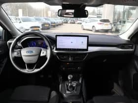 Ford Focus thumbnail 25