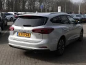 Ford Focus thumbnail 46