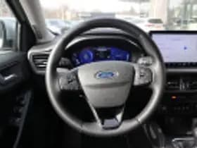 Ford Focus thumbnail 60