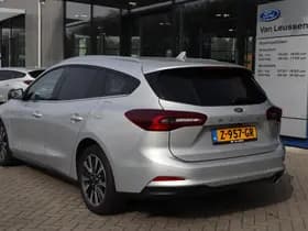 Ford Focus thumbnail 9