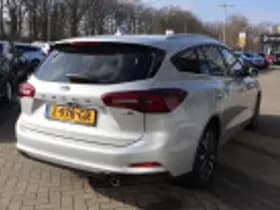 Ford Focus thumbnail 44
