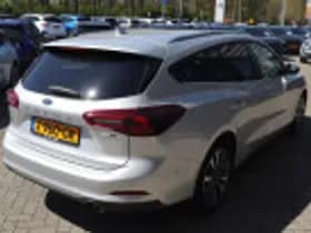 Ford Focus thumbnail 50