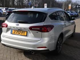 Ford Focus thumbnail 12