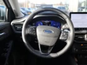 Ford Focus thumbnail 57