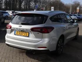 Ford Focus thumbnail 12