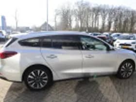 Ford Focus thumbnail 44