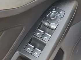 Ford Focus thumbnail 22
