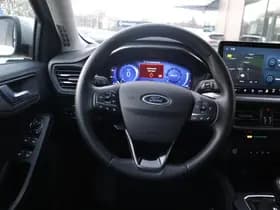 Ford Focus thumbnail 25