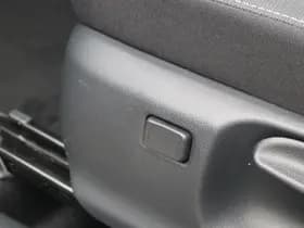 Toyota Yaris thumbnail 25
