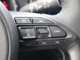 Toyota Yaris thumbnail 68