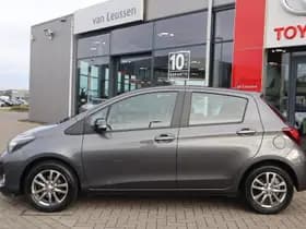 Toyota Yaris thumbnail 2