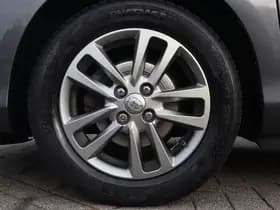 Toyota Yaris thumbnail 16