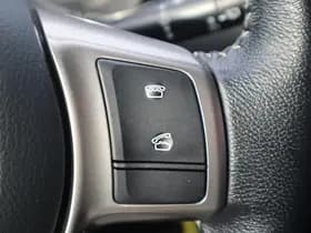 Toyota Yaris thumbnail 25