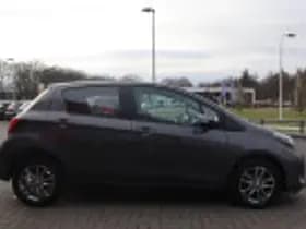 Toyota Yaris thumbnail 42