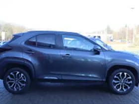Toyota Yaris Cross thumbnail 6