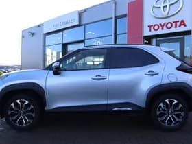 Toyota Yaris Cross thumbnail 2