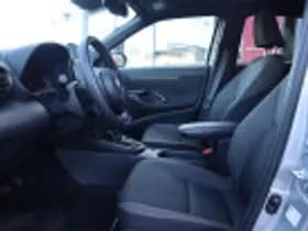 Toyota Yaris Cross thumbnail 50