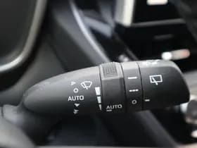 Toyota Corolla thumbnail 34