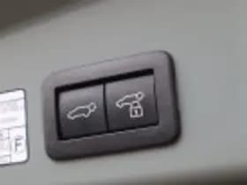 Toyota Corolla thumbnail 50