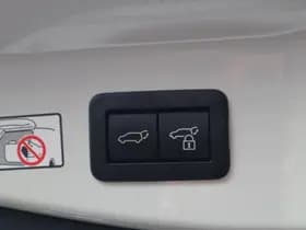 Toyota C hr thumbnail 12
