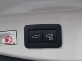 Toyota C hr thumbnail 6