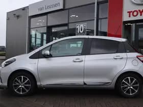 Toyota Yaris thumbnail 2